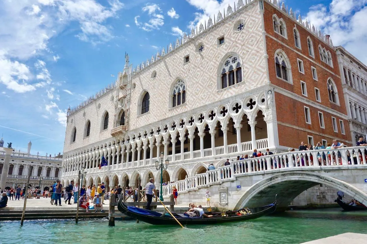 Alle Ancore 2022 Venise